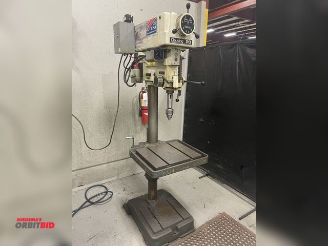 Lot 1-19251 - (1) Clausing, model 20, drill press, 18" x 16" slotted table, 150-2000 spindle speed, forward/revers...