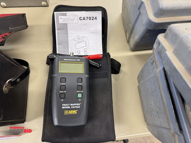 Lot 1-6325 - (1) AEMC Instruments alphanumeric TDR fault mapper, model CA7024, with case.