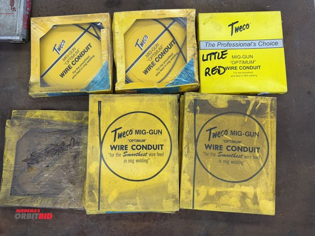 Lot 1-6178 - Lot of assorted Tweco MIG-Gun "Optimum" wire conduit.