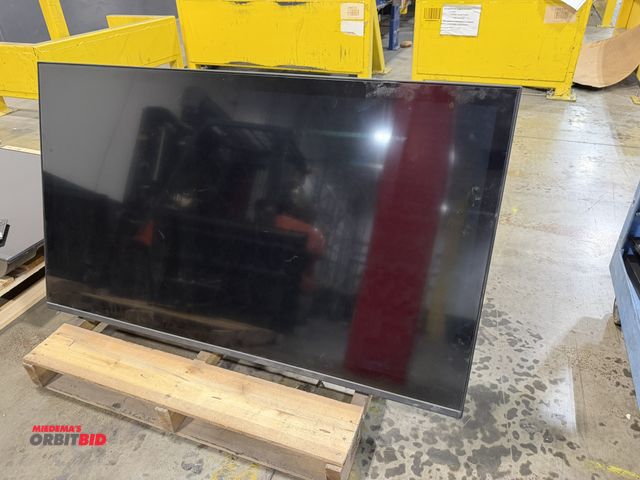 Lot 1-5579 - (1) Insignia 55" TV with remote and mount.