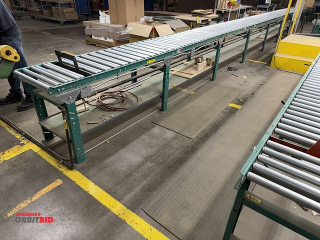 Lot 1-17482 - Lot of approx. 50' of Automated Conveyor Systems, Inc. roller conveyor stand with adjustable legs, 2...