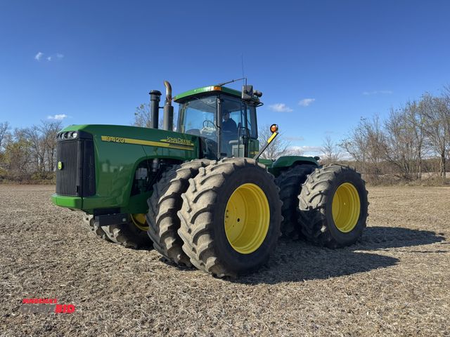 Lot 1-18129 - (1) 2012 John Deere 9420 tractor, 3295 hours showing, 18-speed transmission, 710/70R42 tires, 4 remo...