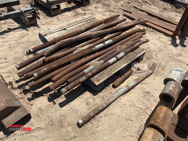 Lot 1-18298 - Large lot of approx. (20) forklift / skytrak for attachment bars, various lengths, 2" diameter