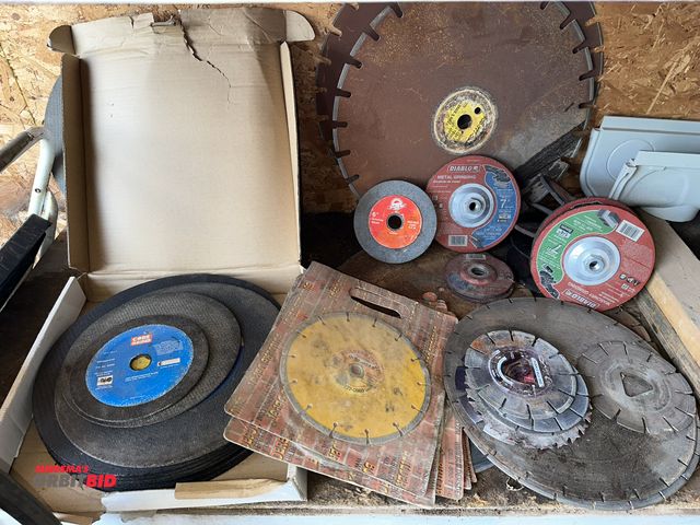 Lot 1-14196 - Lot of (9) new Norton Gemini 14" x 1/8" x 1" high speed cut off wheels (5400 max RPM), (1) approx. 2...