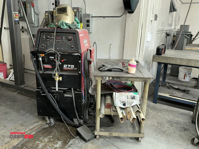 Lot 1-17761 - (1) Lincoln Electric, model 275, Precision TIG welder, S/N U1140402977, includes helmet and welding ...