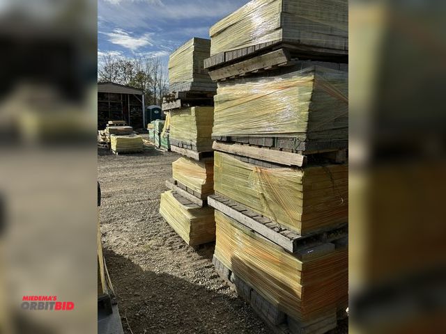 Lot 1-15797 - (8) skids of assorted landscape blocks, includes 13" x 6" x 2", 10.5" x 16" x 3 1/4", and more.