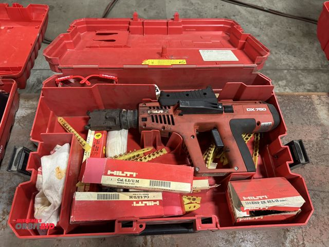 Lot 1-16134 - (1) Hilti DX750 powder actuated fastening tool.