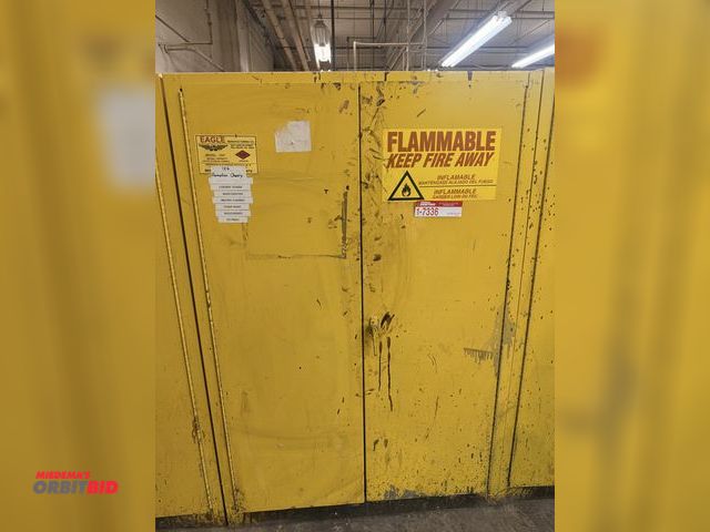Lot 1-7336 - Eagle 1947 Flammable Liquid Storage Cabinet, 45 Gal. 170 Liters Capacity