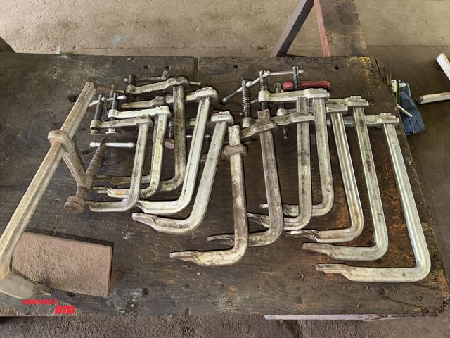 Lot 1-18147 - Lot of Bessey bar clamps, includes (2) approx. 12", (8) approx. 12", and (3) approx. 8", some have b...