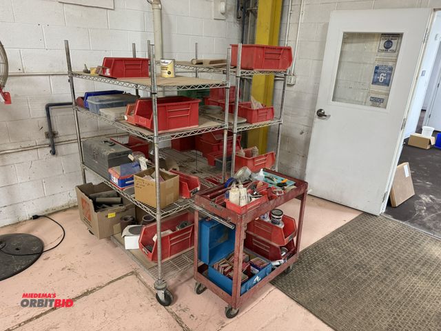 Orbitbid.com - Lot 1-16966 - (2) Uline rolling wire racks, each measure ...