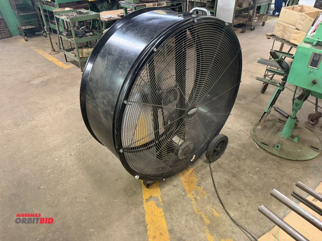 Lot 1-18628 - (1) Lakewood 43" diameter portable, 120V shop floor fan with variable speed control (2 speeds), in w...
