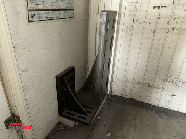 Lot 1-17756 - Lot including (1) 12" x 35" x 12", and (1) 9.5" x 16" x 12" steel angle plate.