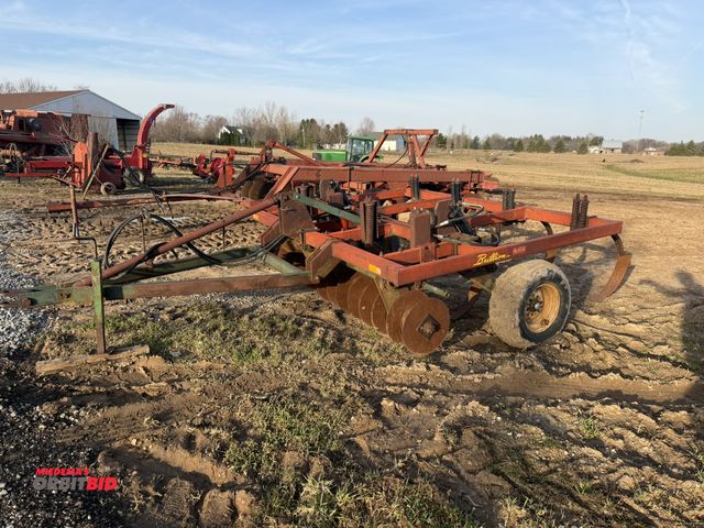 Lot 1-19125 - (1) Brillion 7-Shank Chisel Plow, model CD73, S/N 128941.