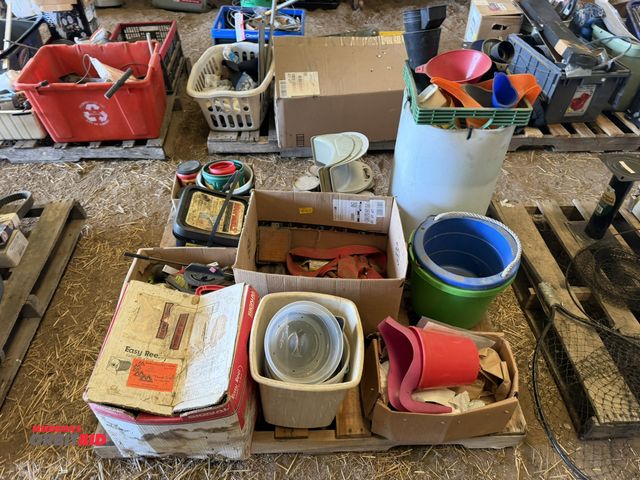 Lot 1-8540 - Lot of assorted item, includes used oil cans from ARCO, roof melt, plastic storage containers, racin...