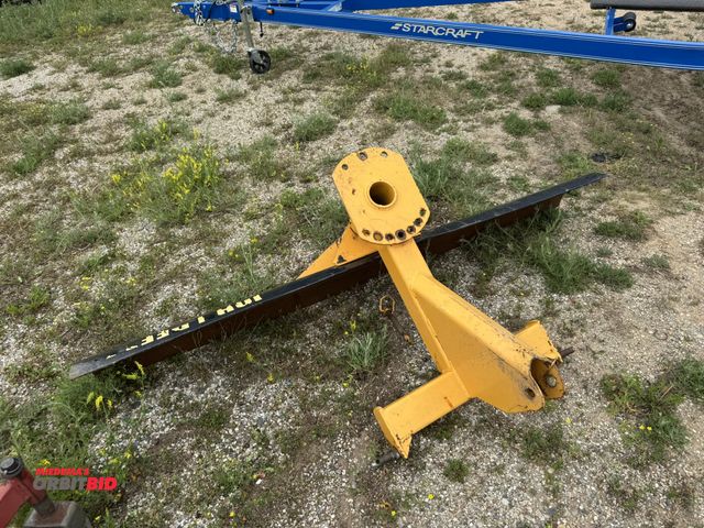 Lot 1-6546 - (1) John Deere, 3 point, 84" blade.
