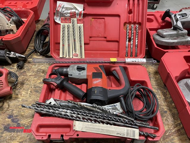 Lot 1-19357 - (1) Milwaukee Catalog #5359-2, 1 1/8" rotary hammer drill with case and assorted bits.