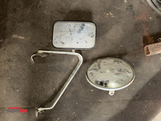 Lot 1-1258 - (1) passenger side door mirror, and (1) 9" diameter convex mirror.