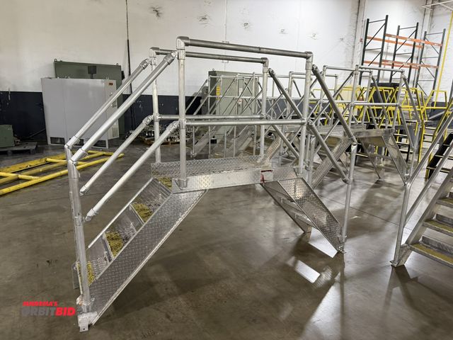 Lot 1-5481 - (1) 102" long stainless steel 2-sided, 3-step platform, platform floor at 34.5" tall, guardrail at 4...