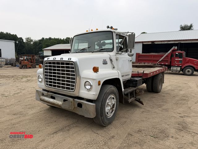 Lot 1-18360 - 1980 Ford F9000 Winch/Plow Truck under belly plow truck, 28,000 lb. GVWR, 5-speed manual high low PT...