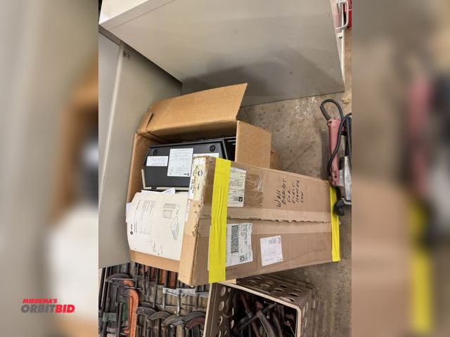Lot 1-6332 - (1) Trane electric heater unit, model UHEC, with wall bracket, new in box.