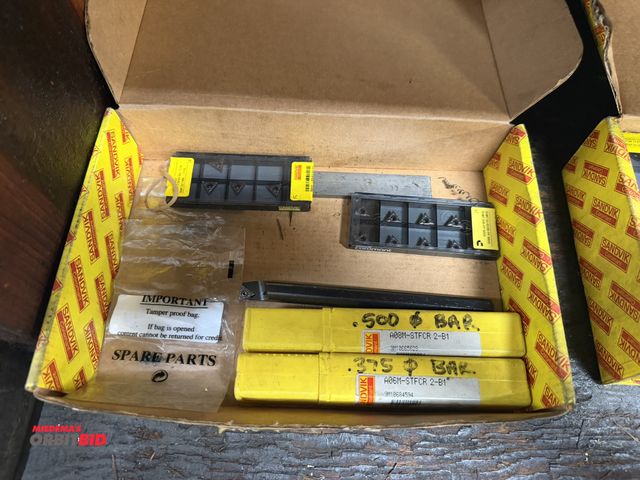 Lot 1-6372 - (1) TCMT 1/4" IC insertable boring bar with inserts, Sandvik AO8M-STFCR2-B1, tool insert, includes a...