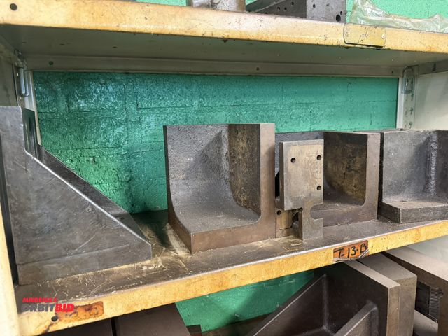 Lot 1-18560 - Entire contents of items shown on single shelf, includes (1) 7" x 8" x 6", (2) 5" x 5" x 7", (1) 6" ...