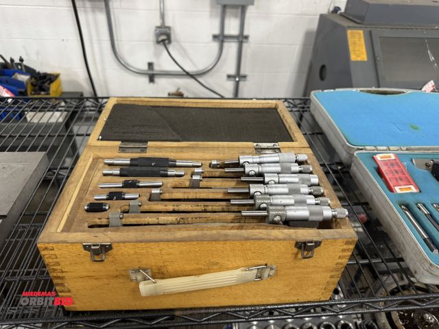 Lot 1-2363 - (1) 0 to 6" micrometer set.