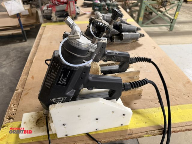 Lot 1-17664 - Lot of (2) Reka Klebetechnik hot glue dispensing guns.