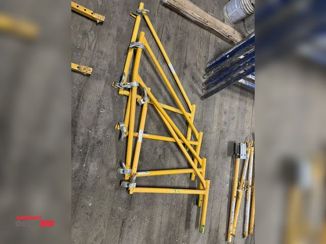 Lot 1-2610 - Lot of (4) Bil-Jax outriggers, 32" wide, #7.  (Greg)