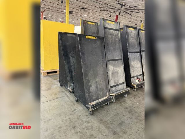 Lot 1-5523 - Lot including (2) 27.5" width x 59.5" height x 25.5" depth, and (2) 26" width x 76" height x 32" dep...