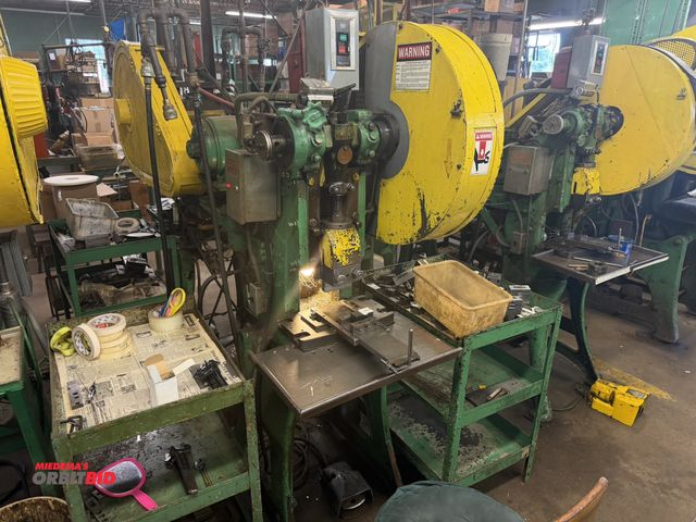Lot 1-18700 - (1) Bliss, #1, 10-ton capacity press with 1.5" stroke, 105 stroke per minute, 6" shut height, S/N 40...