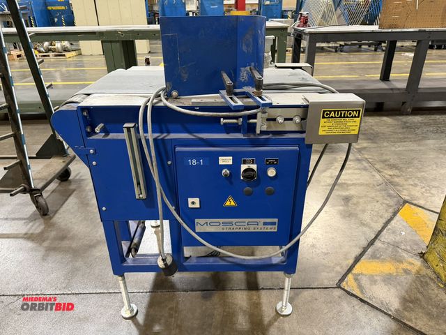 Lot 1-5121 - (1) Mosca, model GF, 230/480V, 3 phase conveyor for banding machine with 15.5" width x approx. 36" l...