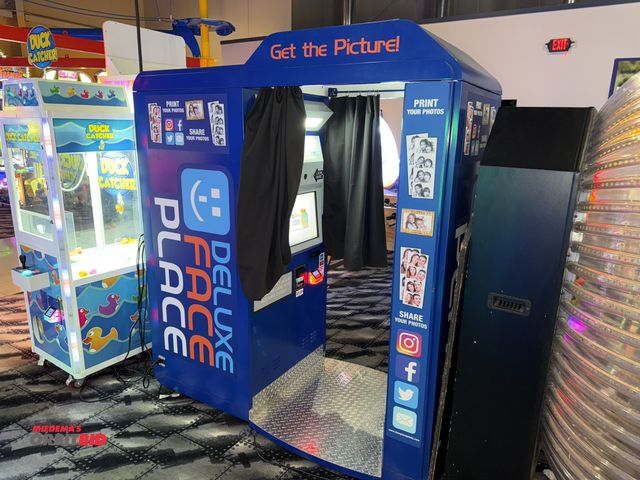 Lot 1-11217 - (1) Apples Industries Face Place Deluxe Photo Booth, approx. 70" long x 34" deep x 79" tall, include...