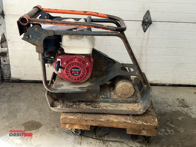 Lot 1-14107 - (1) make and model unknown 24" gas powered compactor with Honda GX160 gas engine, engine pulls throu...