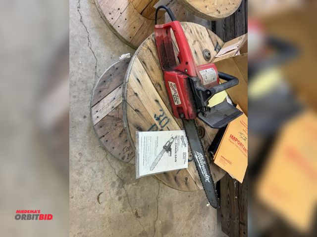 Lot 1-6434 - (1) Milwaukee electric 16" chainsaw with 16" bar, in working condition, Cat #6215 with operator's ma...