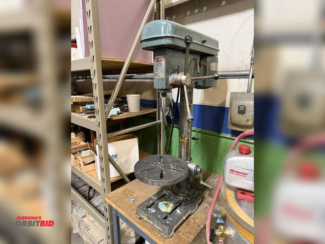 Lot 1-18638 - (1) Enco, 5-speed drill press, model 125-1130, 2.5" JT spindle, 1/2 HP, 115V, 11.5" diameter table, ...
