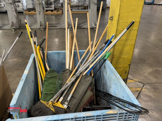 Lot 1-5454 - (1) 46" x 34" x 39" resin tote with fold down sides (broken on one corner), with dust mops, brooms, ...