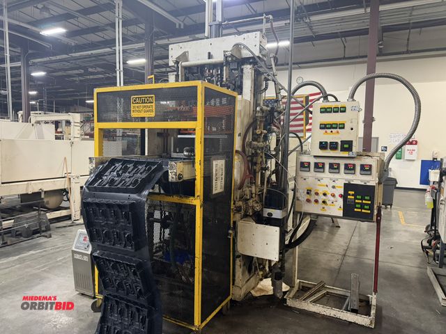 Lot 1-15817 - (1) John Brown Machinery/Koering, model unknown, Thermoforming machine with a 32" max. width sheet c...