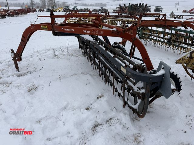Lot 1-10405 - (1) Hesston 3830, 9' hay rake, ground driven, pin hitch, manual jack, rear hitch, no visible S/N, so...