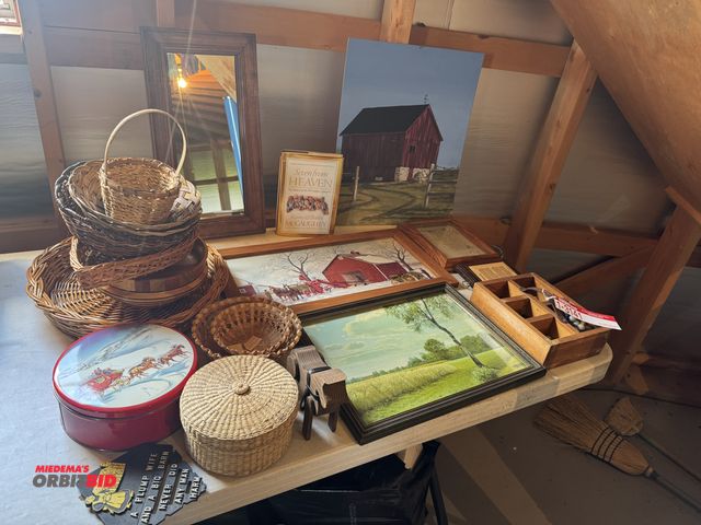 Lot 1-3141 - Assorted pictures, decoratioins, and marbles.