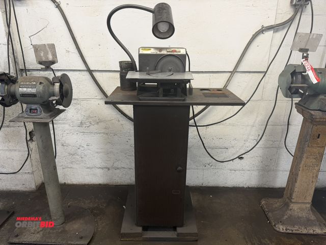 Lot 1-6247 - (1) Accu-Finish Series 2, tool sharpener with Diamond wheel, 115V, single phase operation, S/N AF289...
