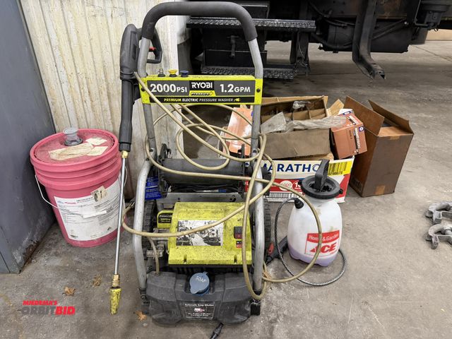 Lot 1-15364 - (1) Ryobi 2000 PSI pressure plus electric pressure washer, and 1 gallon manual pump sprayer.