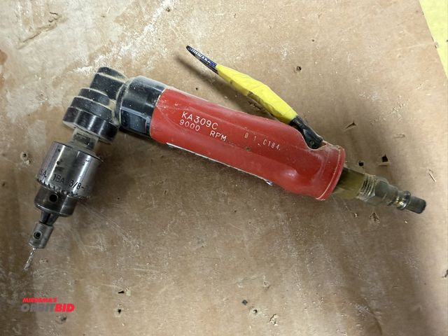 Lot 1-16131 - Lot including (2) pneumatic drivers, (1) Georges Renault 1/4" pneumatic drill, (1) model DL-50-30, 1...