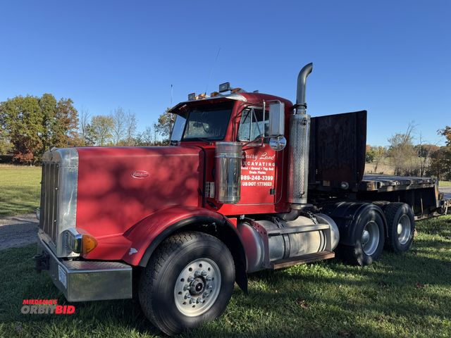 Lot 1-15805 - 1996 Peterbilt Michigan Special Tractor CAT 3406 diesel engine, 2-line wet kit, 592209 miles showing...