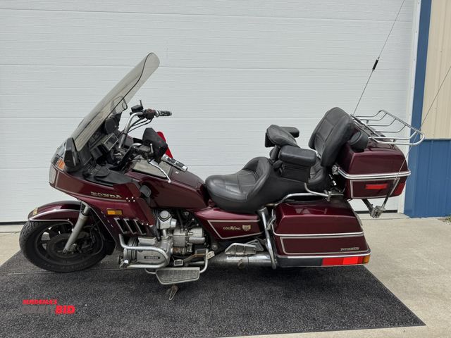 Lot 1-6474 - 1984 Honda Gold Wing GL1200 (1) motorcycle, after market JVC radio, full dresser, Interstate, disc b...