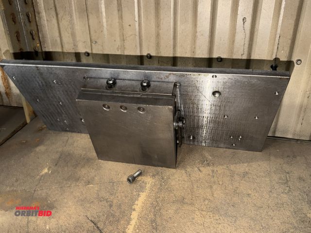 Lot 1-15114 - (1) Sine plate, 6" wide x 6" long.