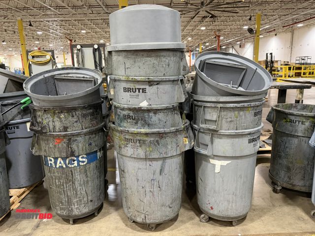 Lot 1-5362 - Lot of approx. (15) various Rubbermaid Brute trash cans with (7) tops, and (6) rolling bases.
