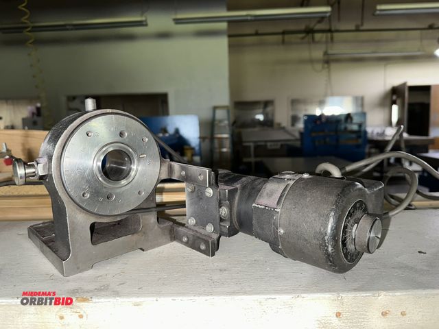 Lot 1-17753 - (1) electric powered 120V, rotating indexing fixtures, appears to be custom made, with variable spee...