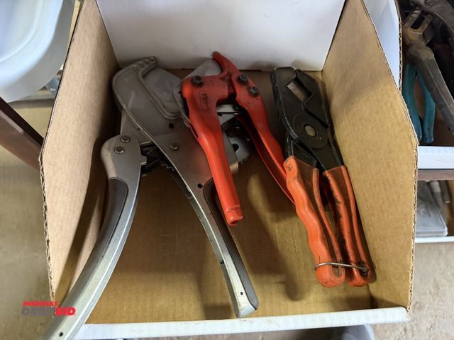 Lot 1-18504 - Lot of (3) assorted Pex or water pipe cutters.