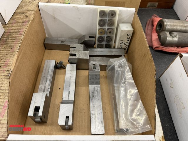 Lot 1-1716 - Lot of (7) adjustable straddle type Knurling lathe tool holders, and 1" x 1" shaft assorted rollers.
